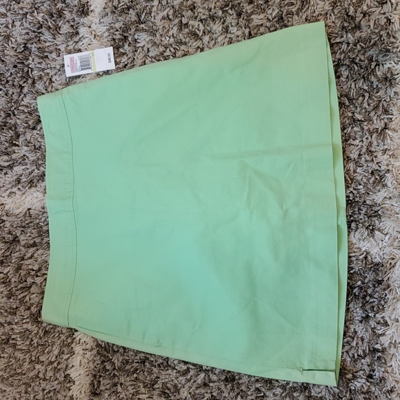 NEW! Vineyard Vines Size 4 Classic Twill Golf Skort - Picture 1 of 6